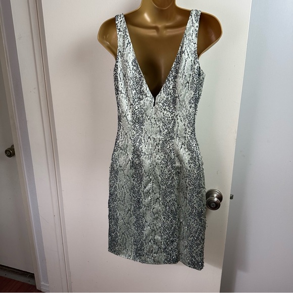 Cache Grayish Allover Beaded SnakePrint Vintage 90’s/Y2K Party Dress NWT 2 *Flaw - Picture 4 of 16